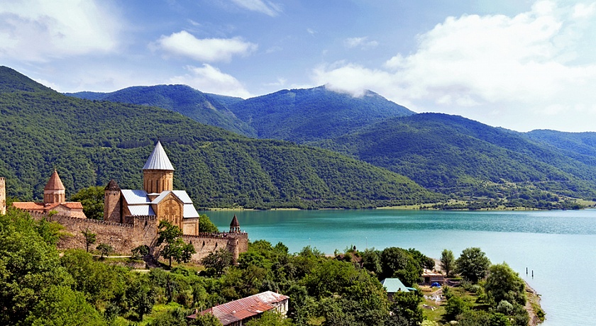 Бронируем Грузию заранее!