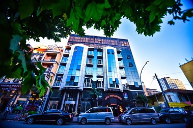 Туры в отель Era Palace Hotel в Грузии!